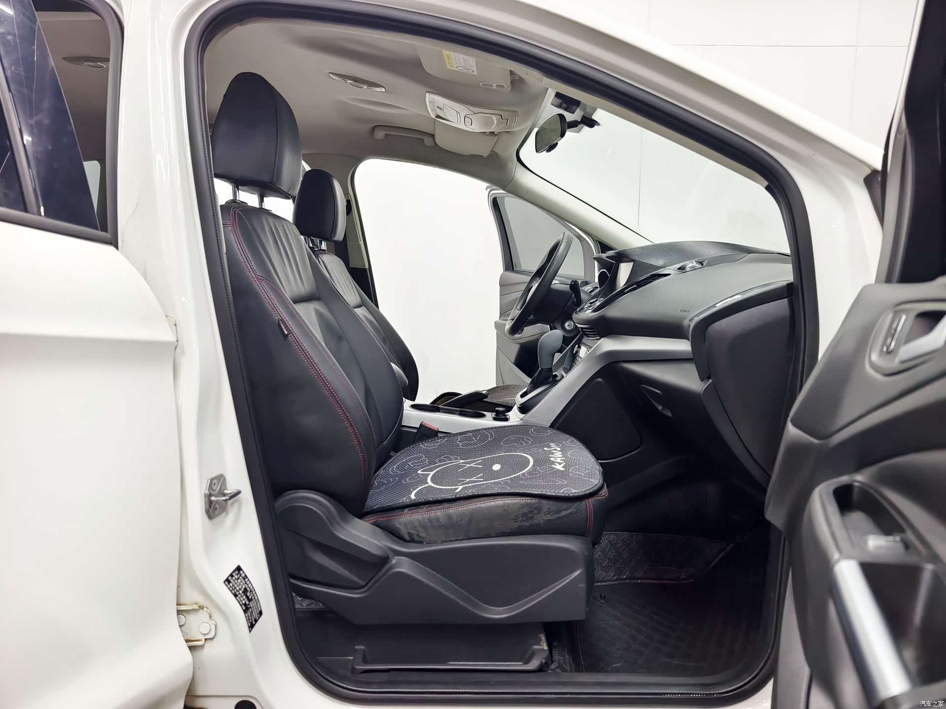 Ford Kuga, 2016 13