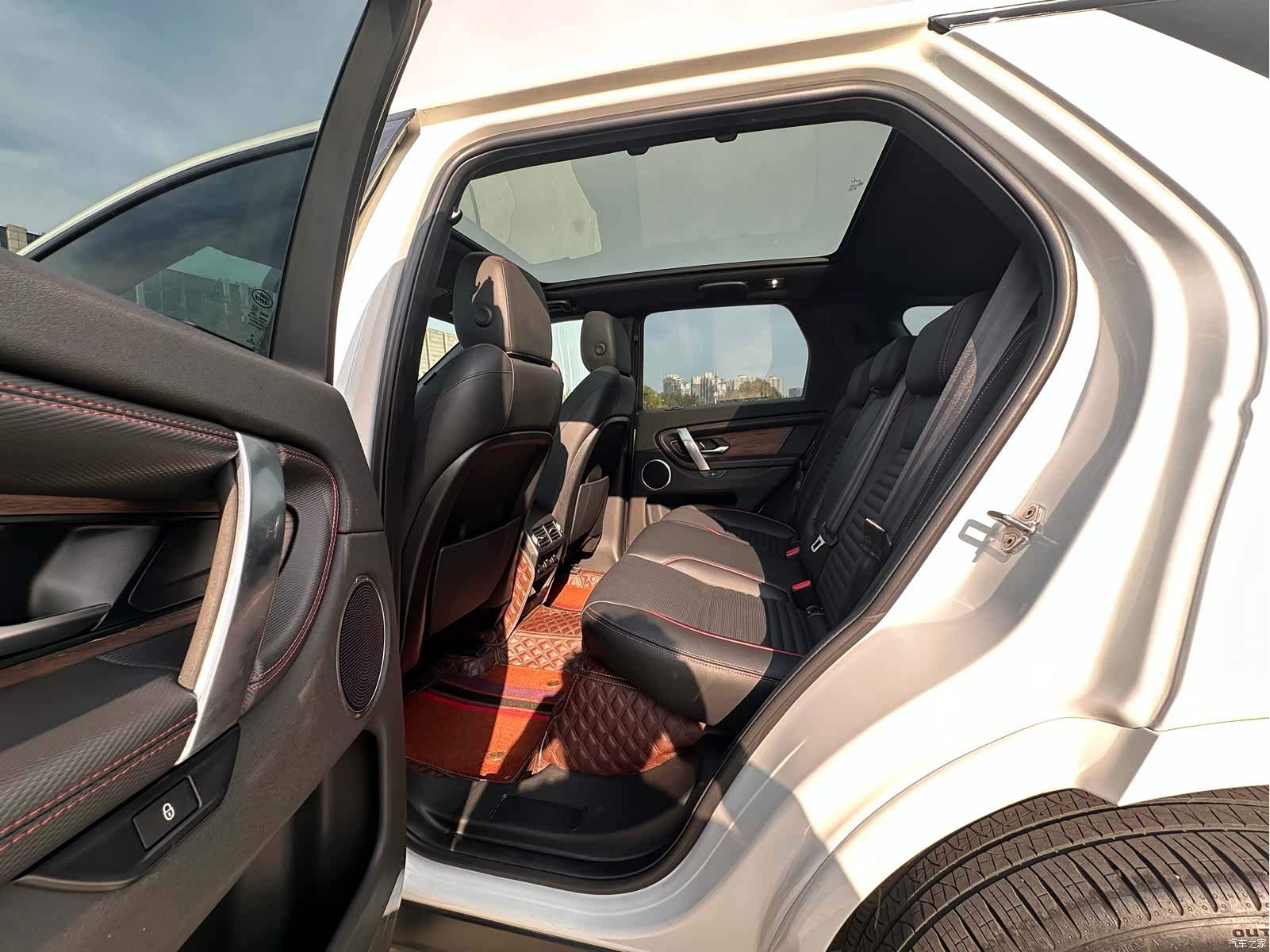 Land Rover Discovery, 2020 все фото