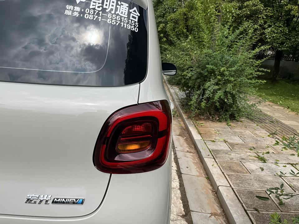 Hongqi Kunming Car Hongqi Kunming Car