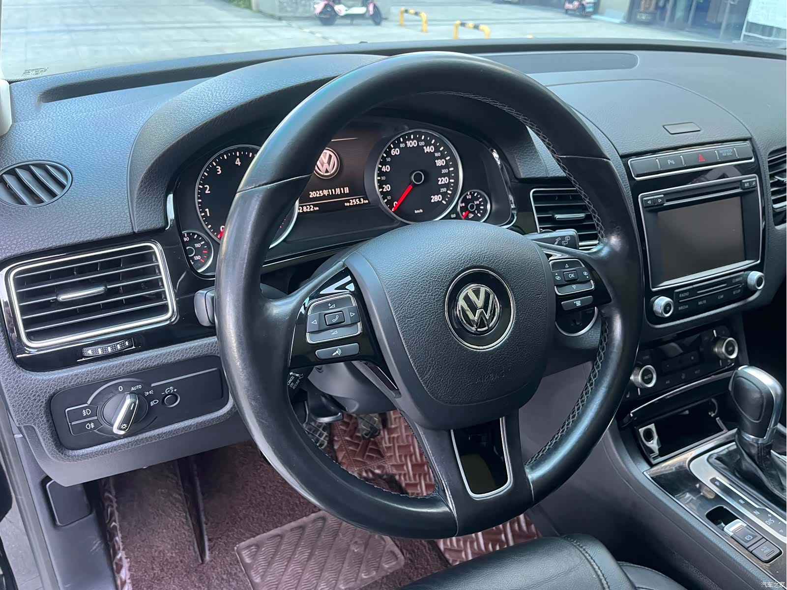 Volkswagen Touareg, 2017 11