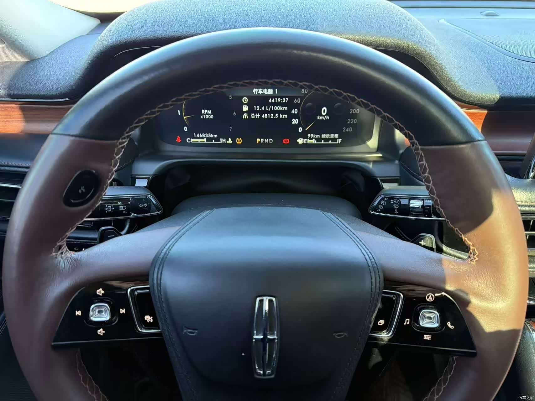 Lincoln Aviator, 2021 23