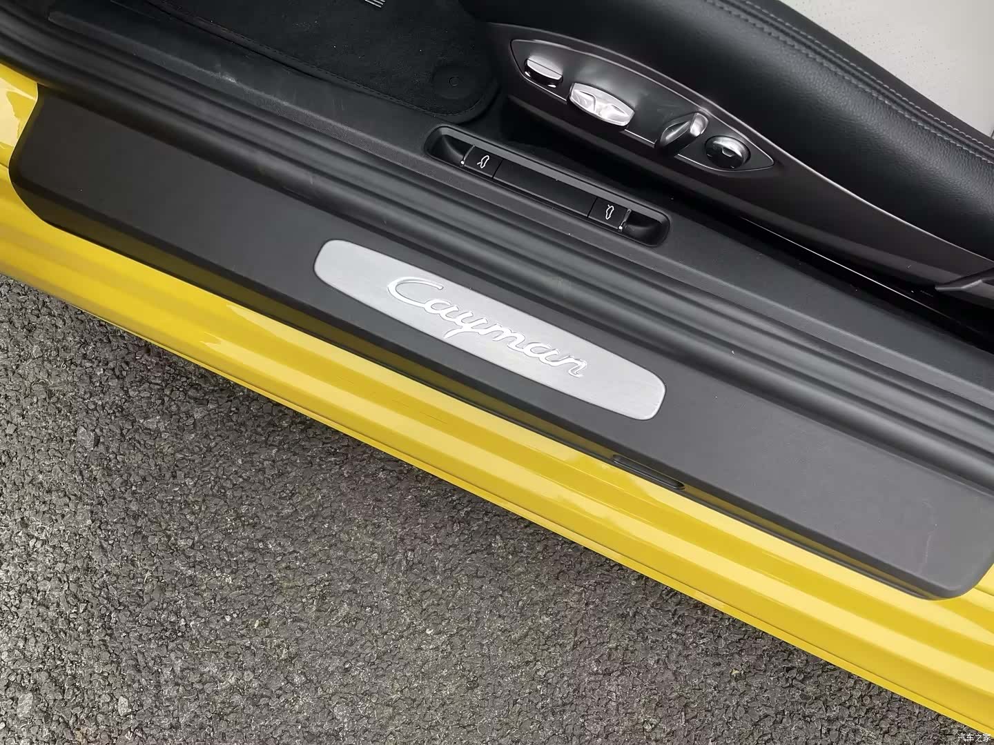 Porsche Cayman, 2023 12