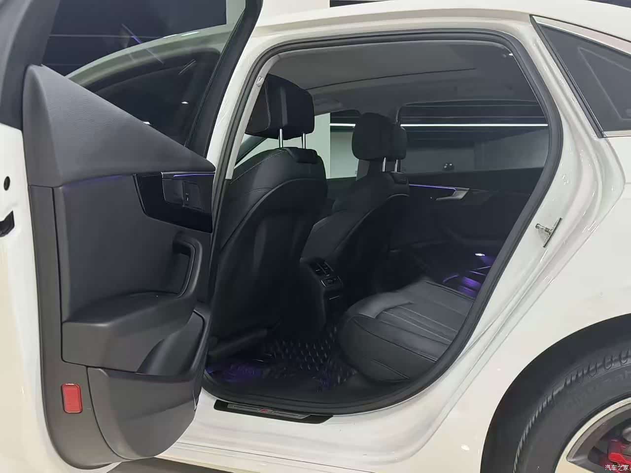 Audi A4L, 2022 8