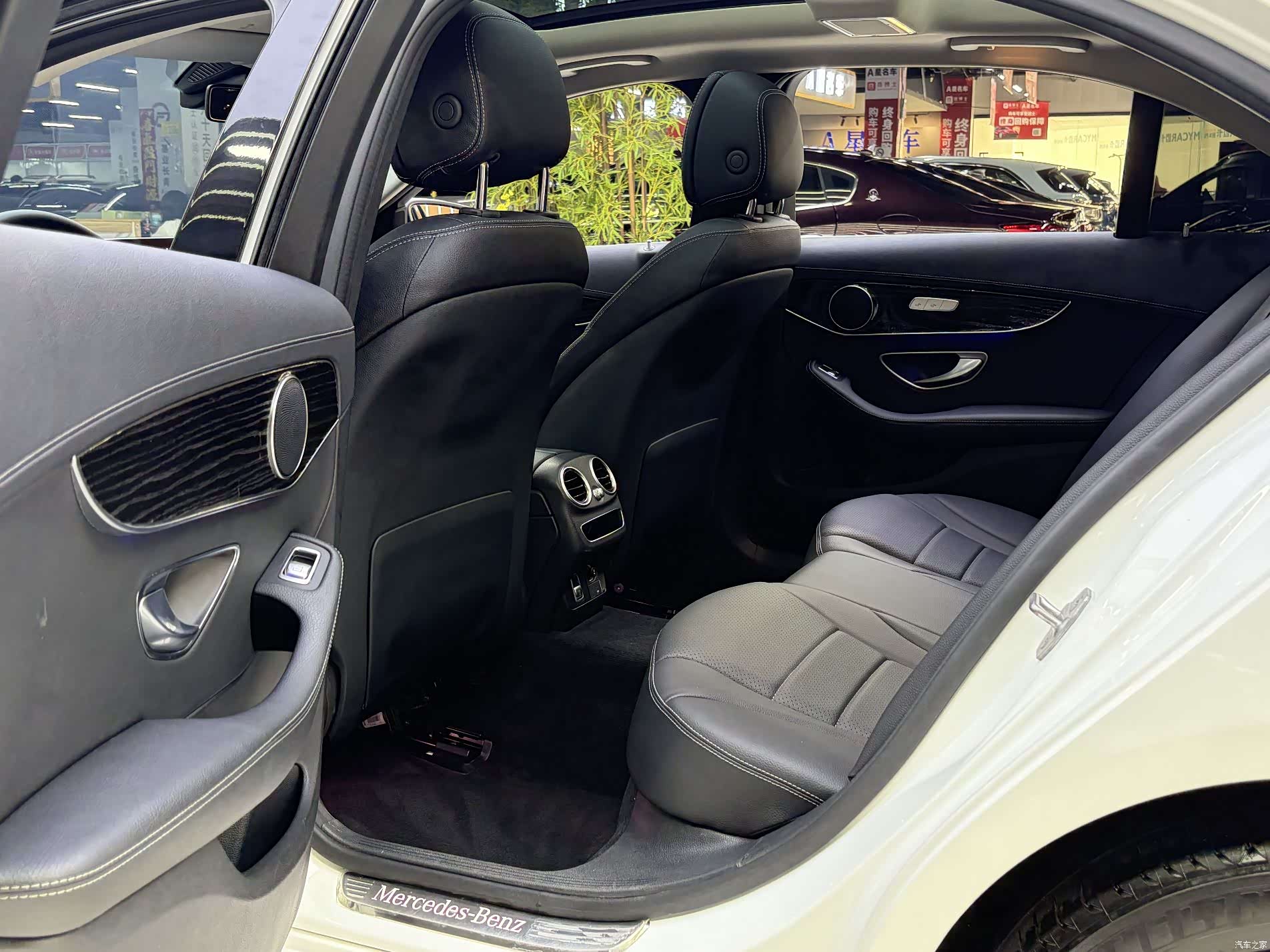 Mercedes-Benz C-Class, 2020 18