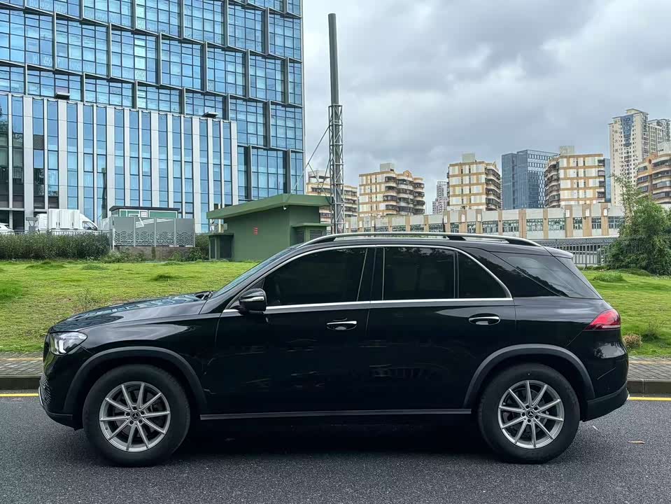 Mercedes-Benz GLE Mercedes-Benz GLE