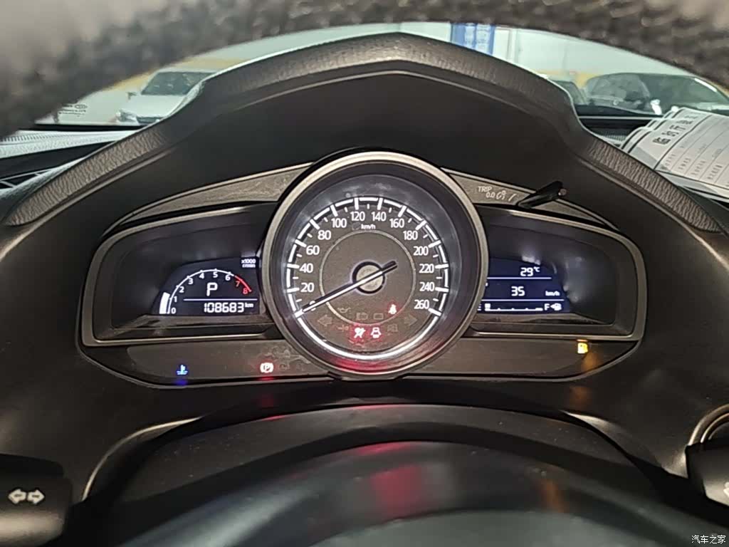 Mazda Mazda3, 2018 12