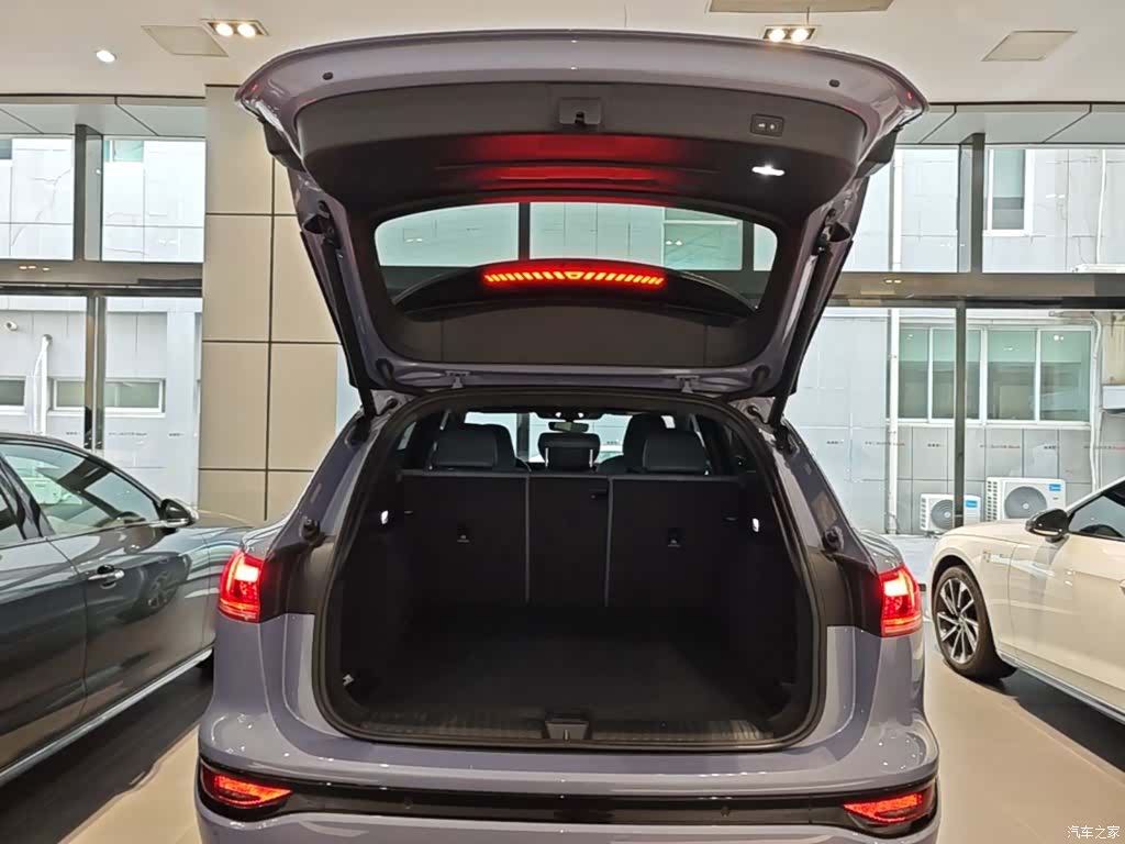 Audi e-tron, 2025 19