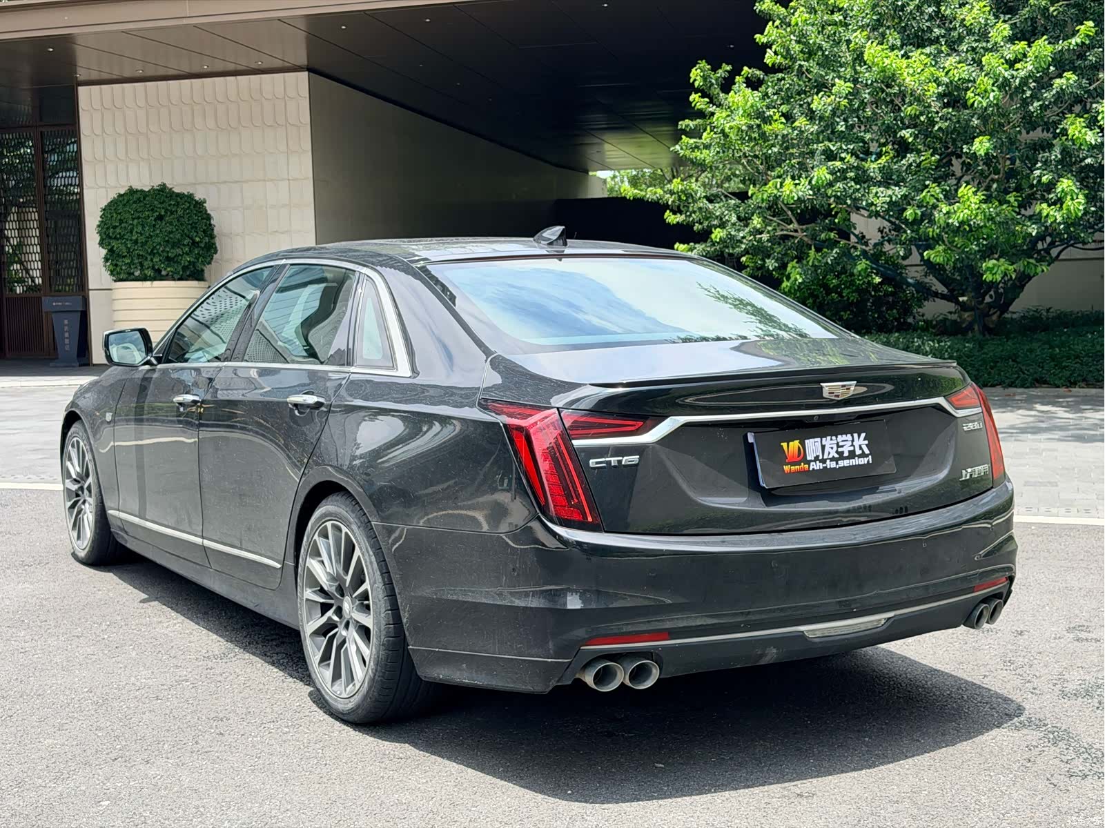Cadillac CT6, 2022 9