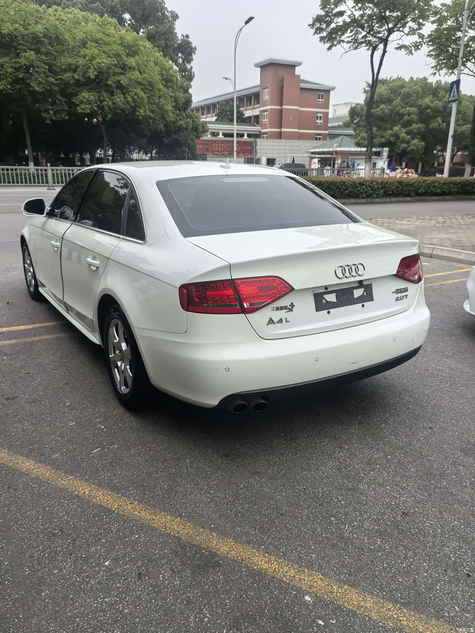 Audi A4L, 2011 9