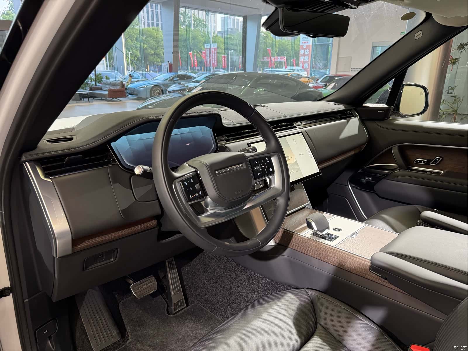 Land Rover Range Rover, 2026 8
