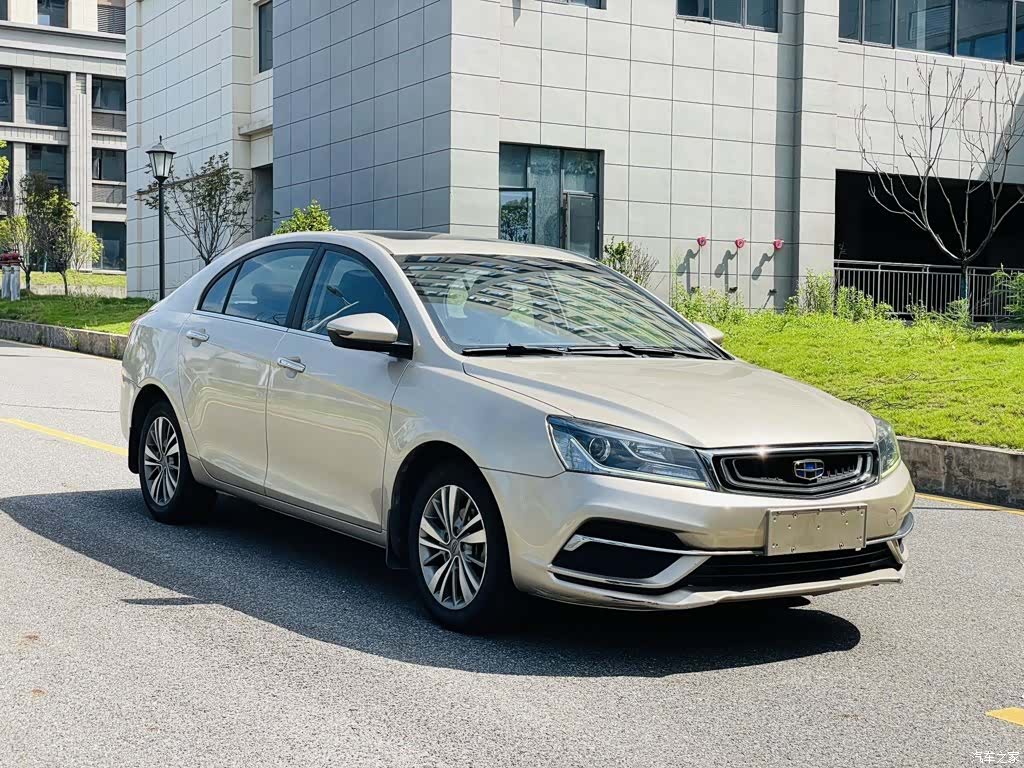 Geely Emgrand, 2018 3