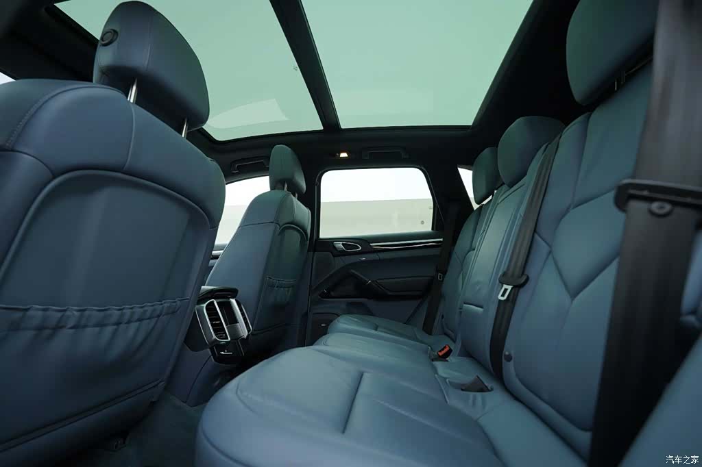 Porsche Cayenne, 2012 21