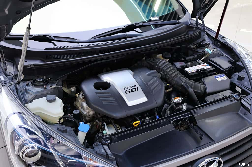 Hyundai Veloster, 2015 30