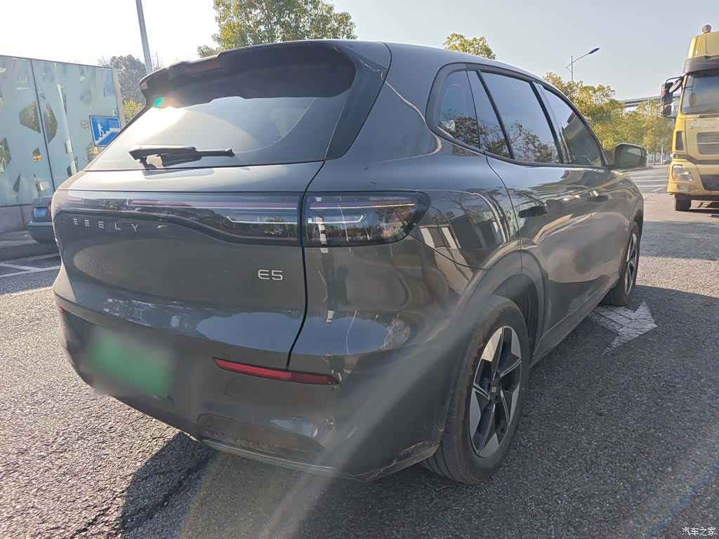 Geely Galaxy E5, 2025 все фото