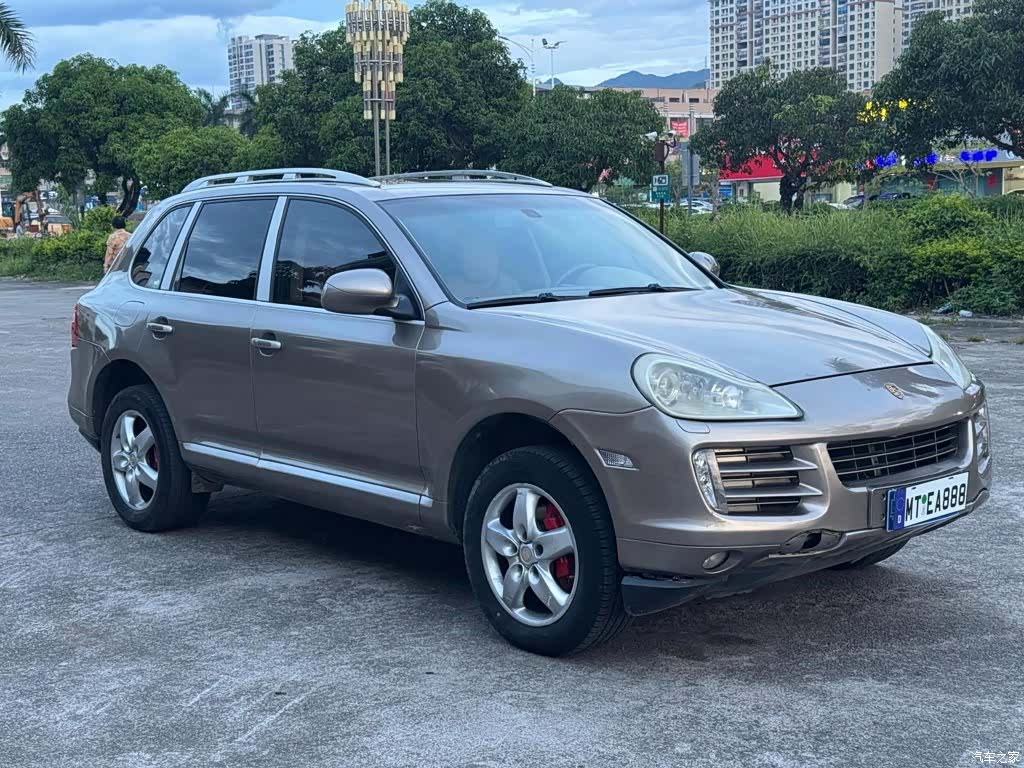 Porsche Cayenne, 2006 3