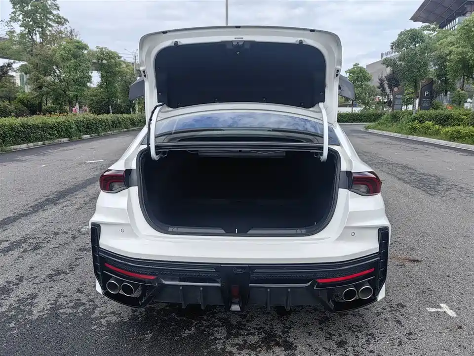 Trumpchi Shadow Leopard