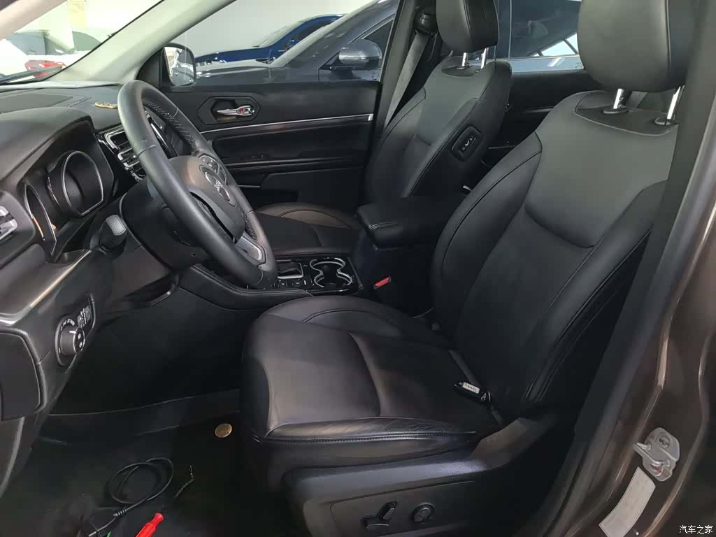 Jeep V, 2020 11