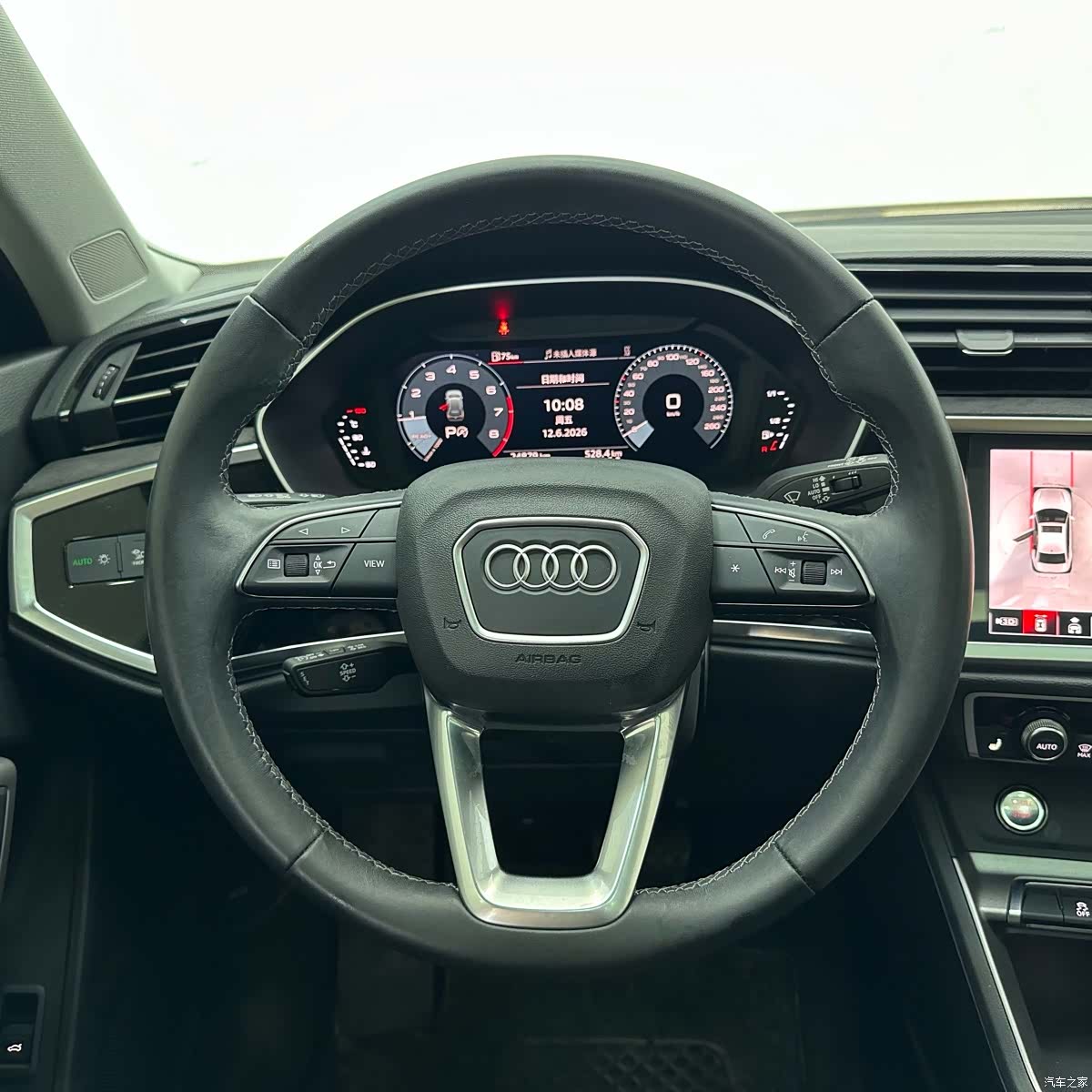 Audi Q3, 2023 11