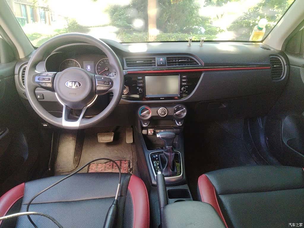 Kia KX, 2018 10