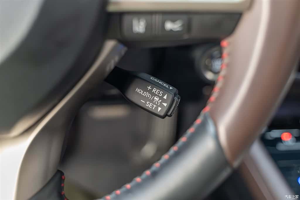 Lexus RX, 2022 9