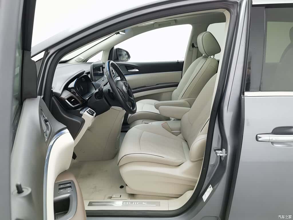 Buick GL8, 2021 10