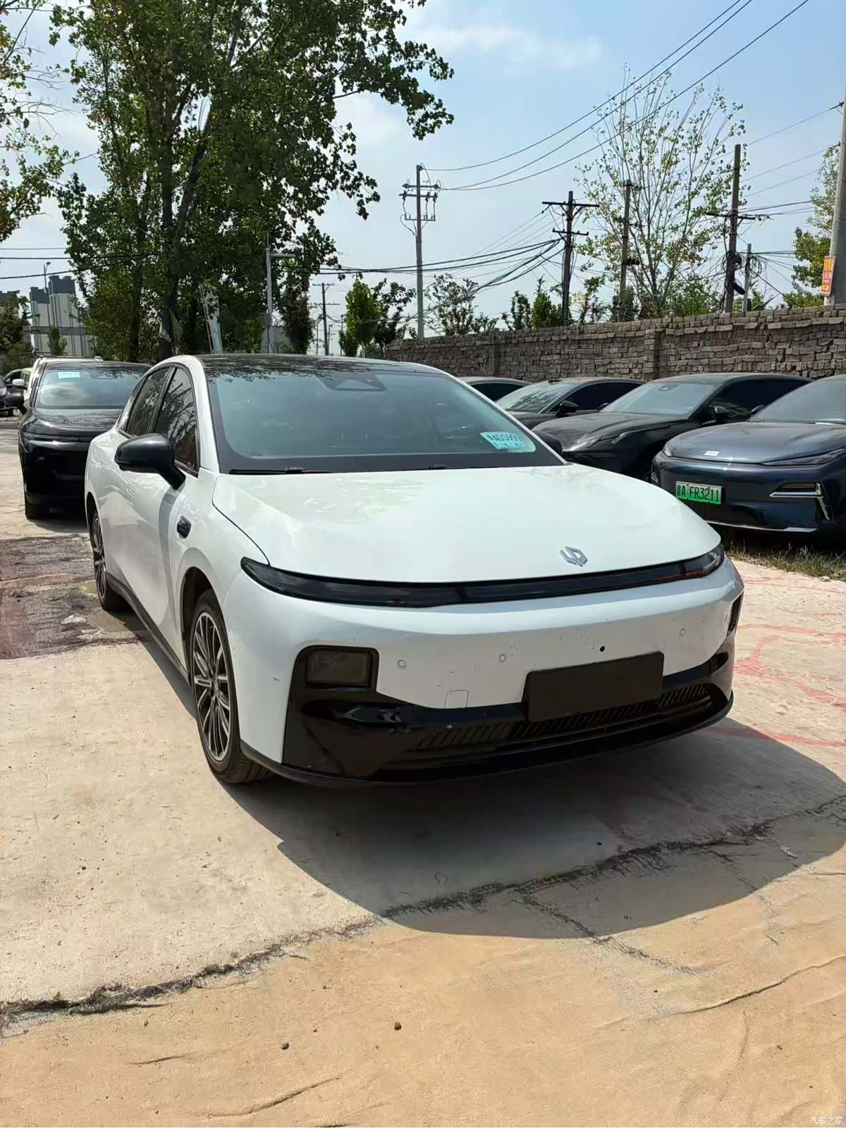 Leapmotor B01