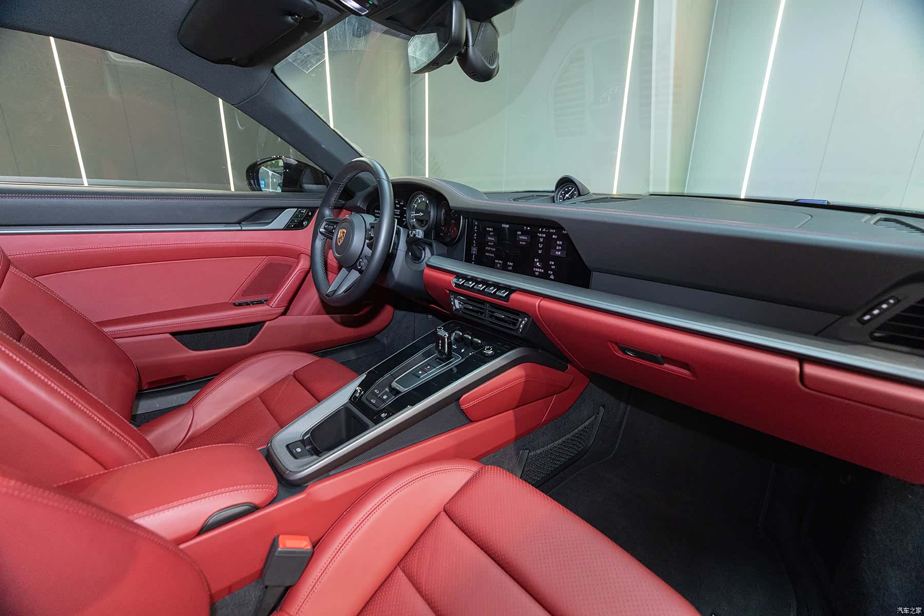 Porsche 911, 2020 19