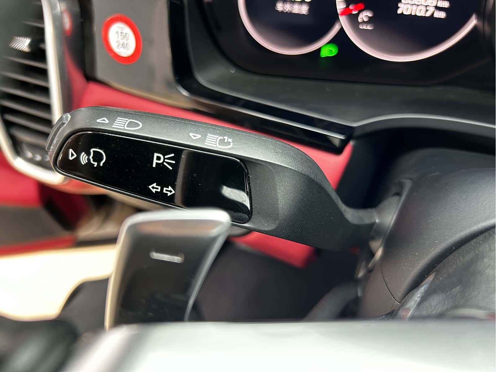Porsche Cayenne, 2019 9