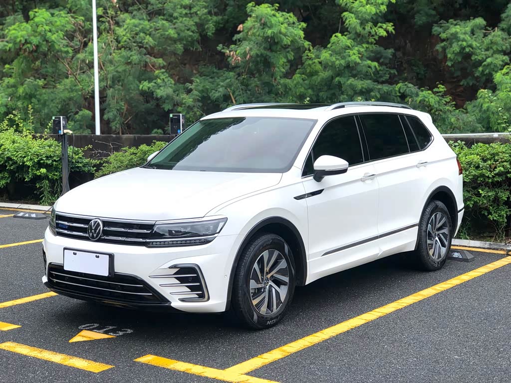 Volkswagen Tiguan L