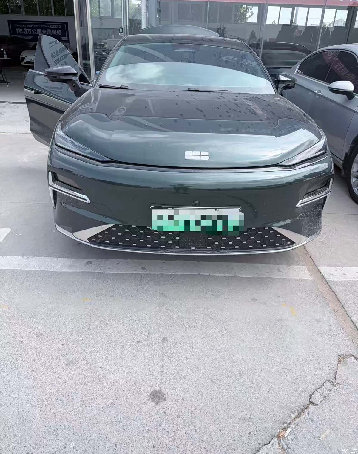 Geely 8, 2025 2