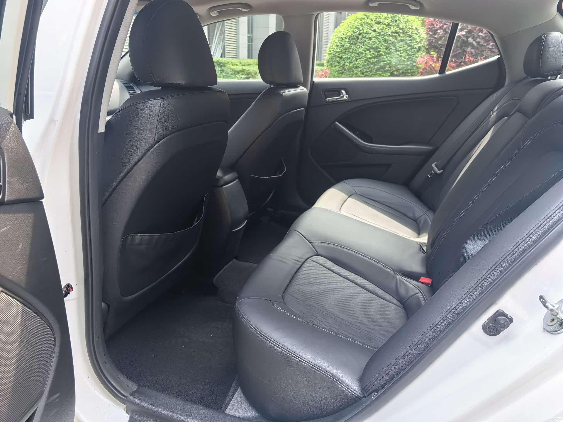 Kia K5, 2013 17