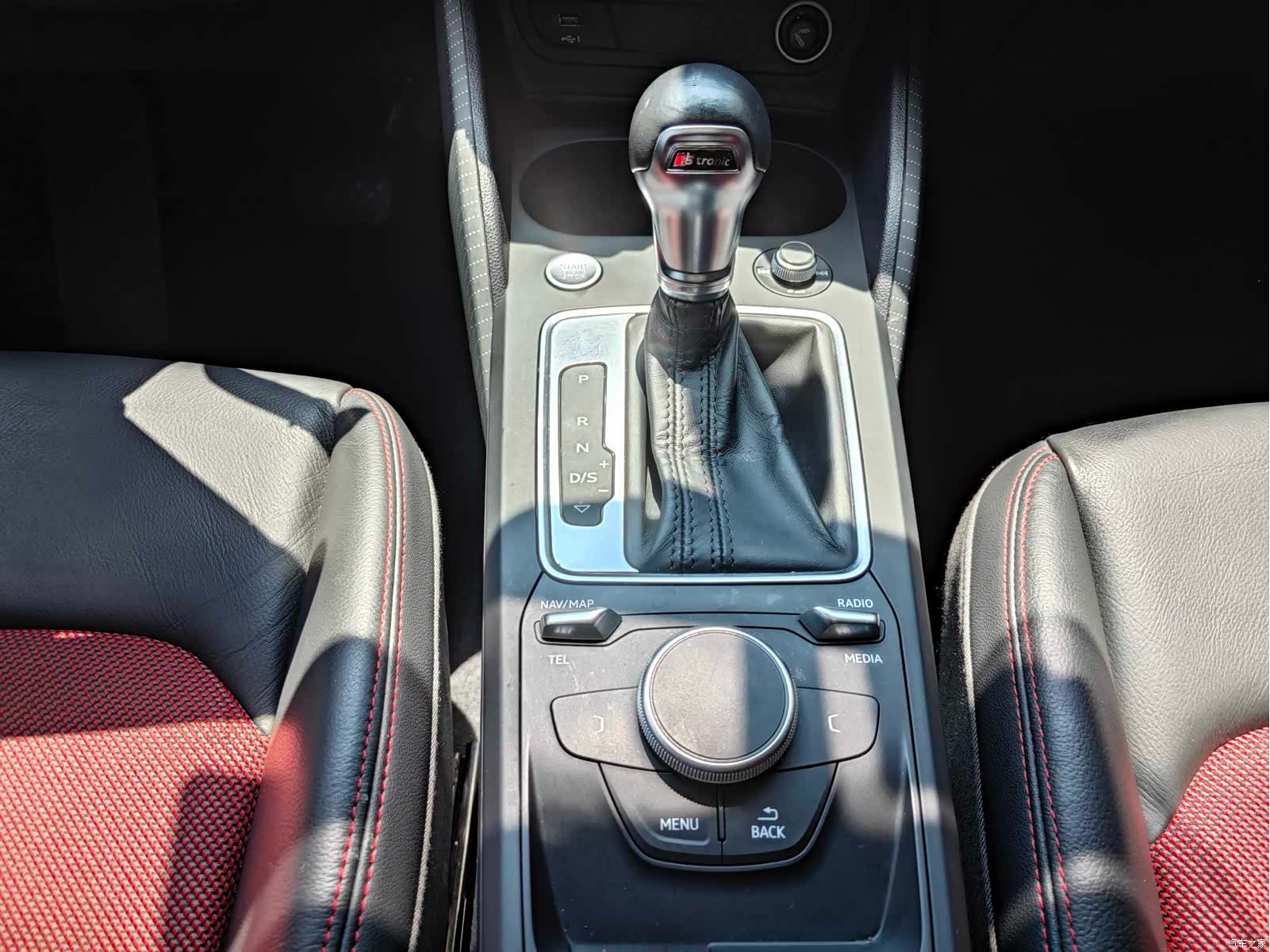 Audi Q2L, 2021 12