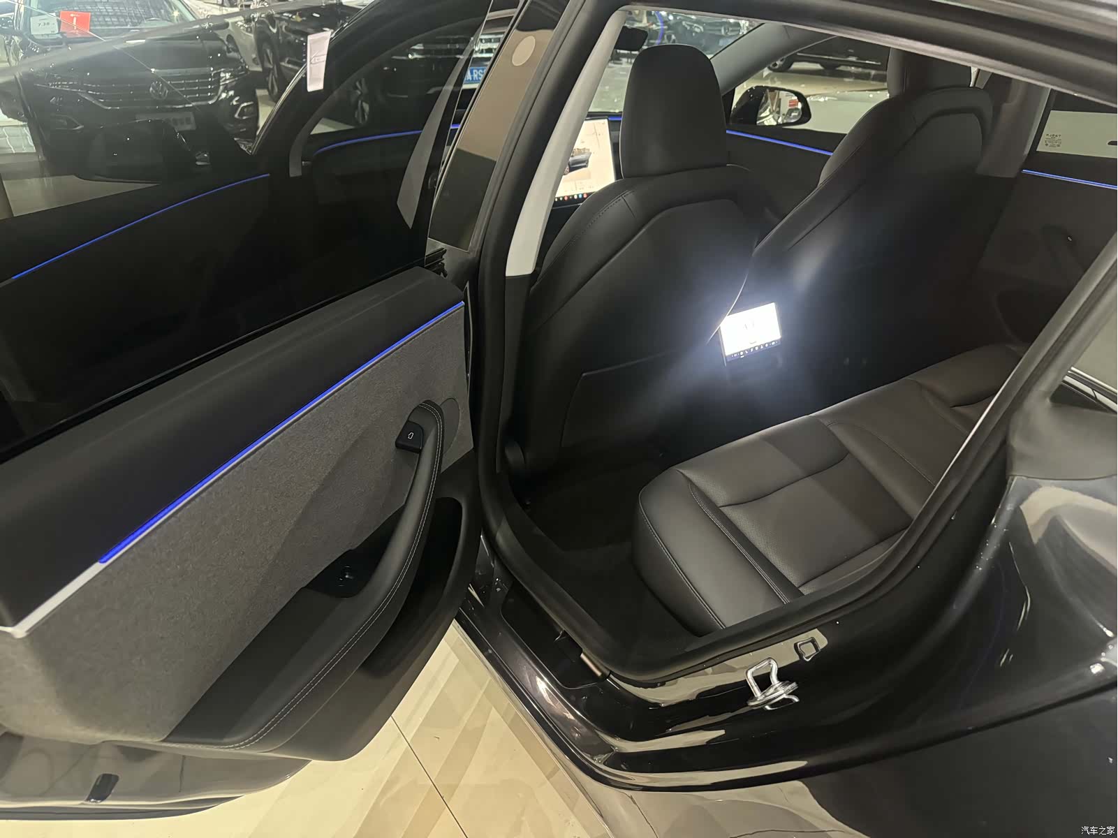 Tesla Model 3, 2024 6