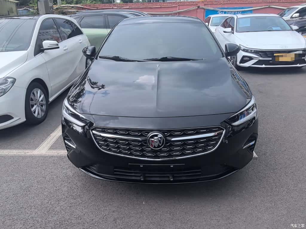 Buick Regal, 2022 3