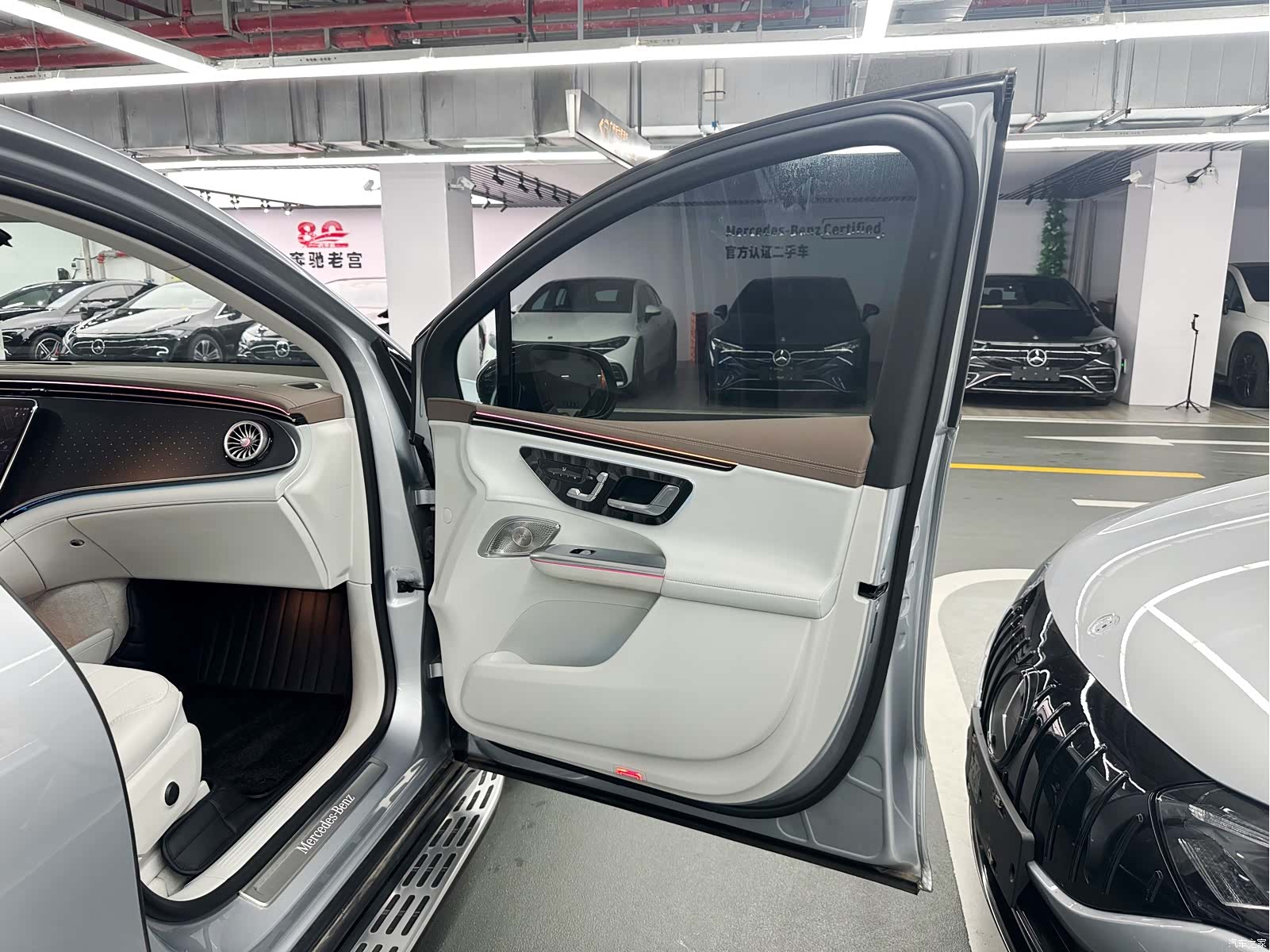Mercedes-Benz EQE, 2026 11