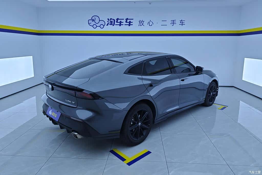 Changan UNI-V, 2024 3