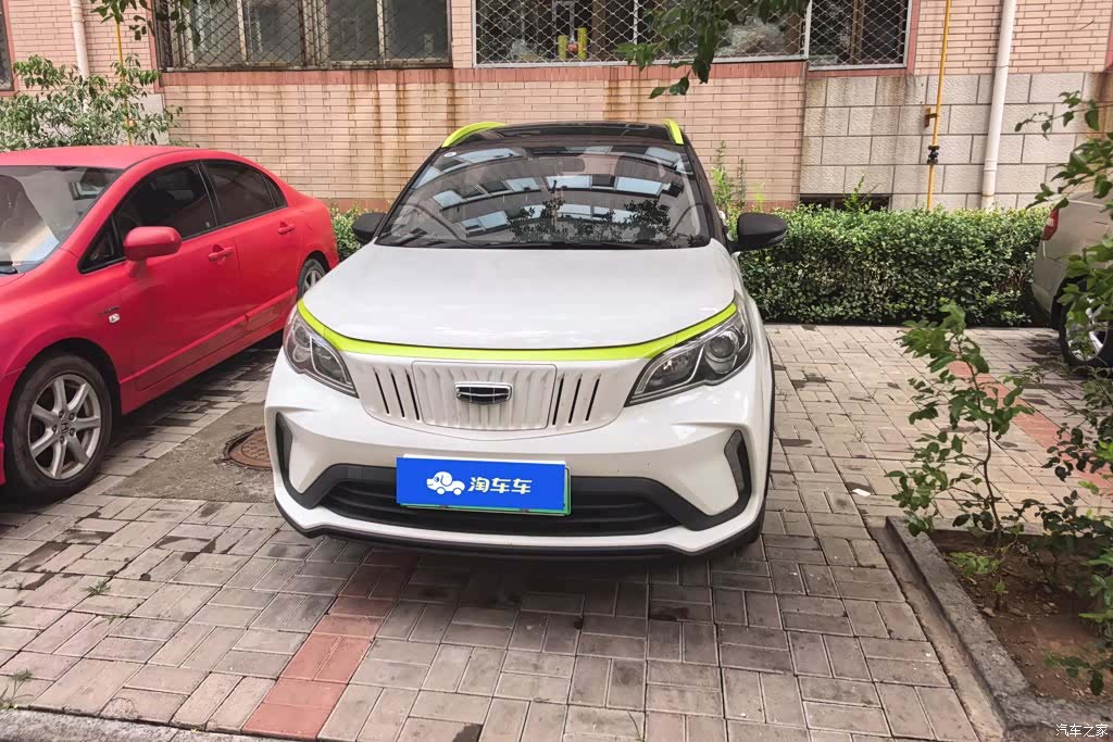 Geely EX3, 2022 2