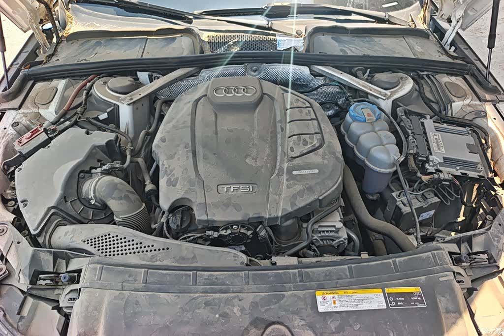 Audi A4L, 2019 10