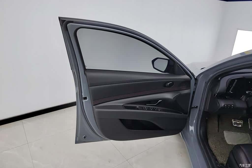 Hyundai Elantra, 2021 7