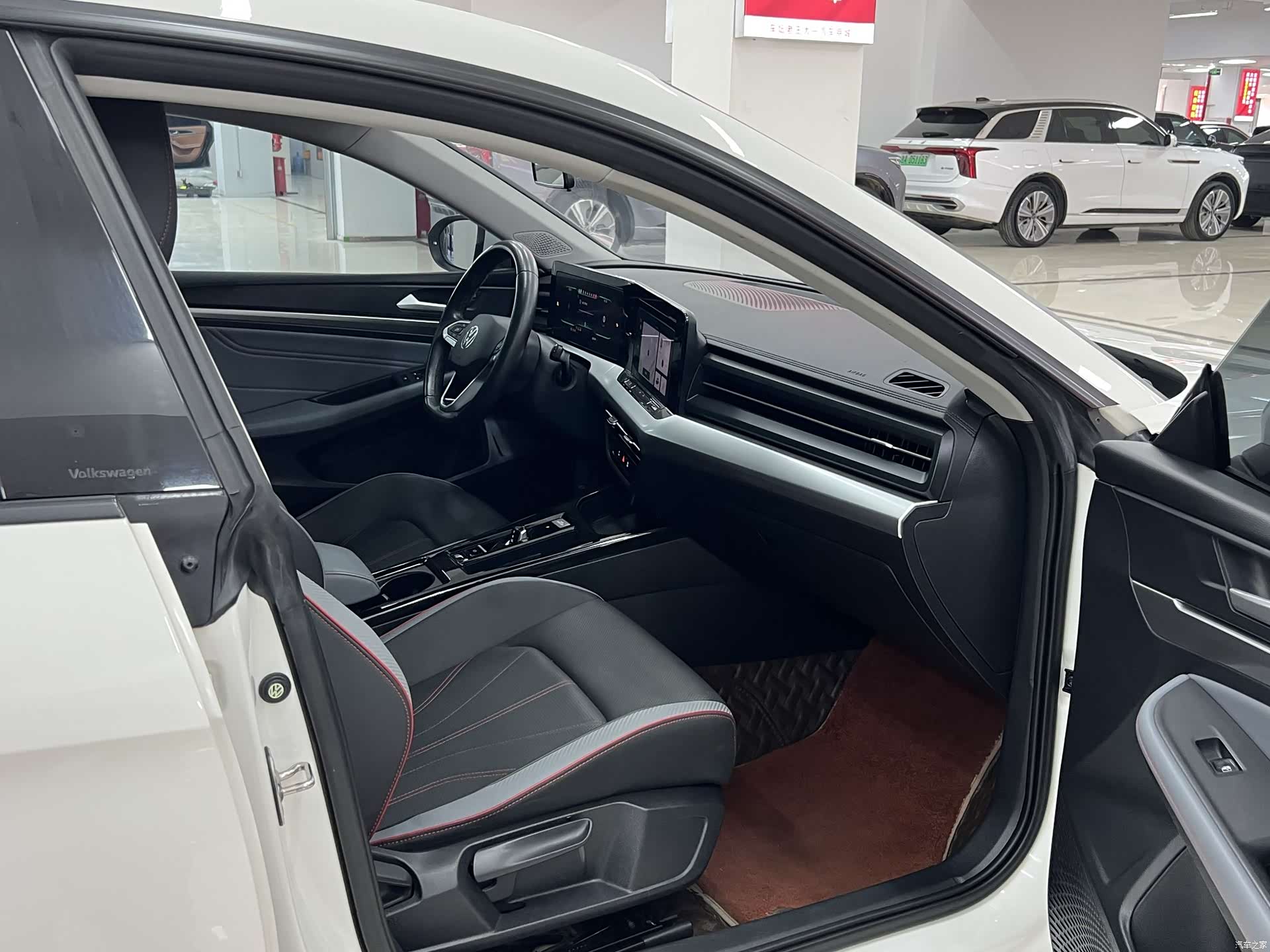 Volkswagen Lamando, 2023 11