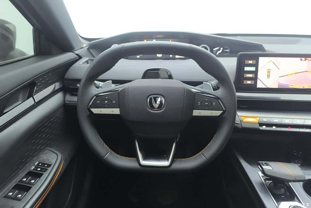 Changan UNI-V, 2023 15