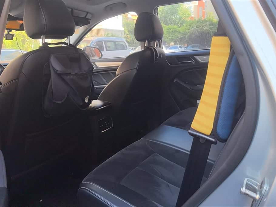 Roewe RX5 New energy