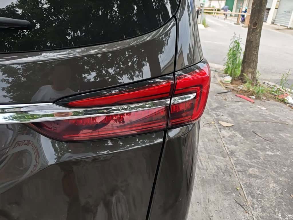 Buick GL8, 2021 24