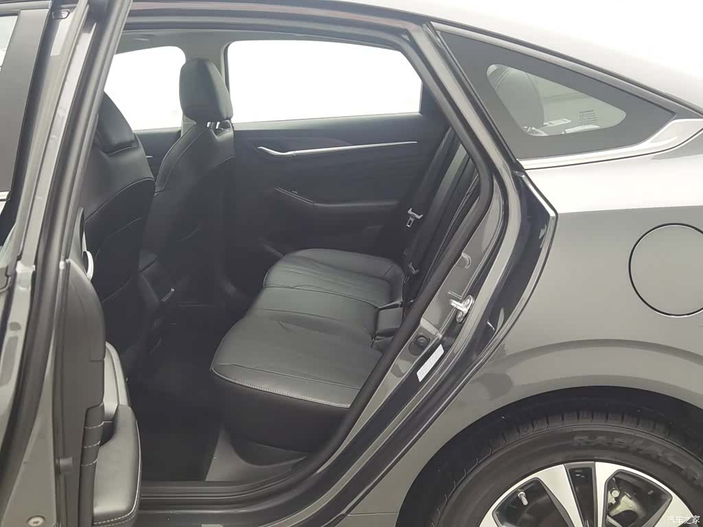 Changan Eado, 2021 15
