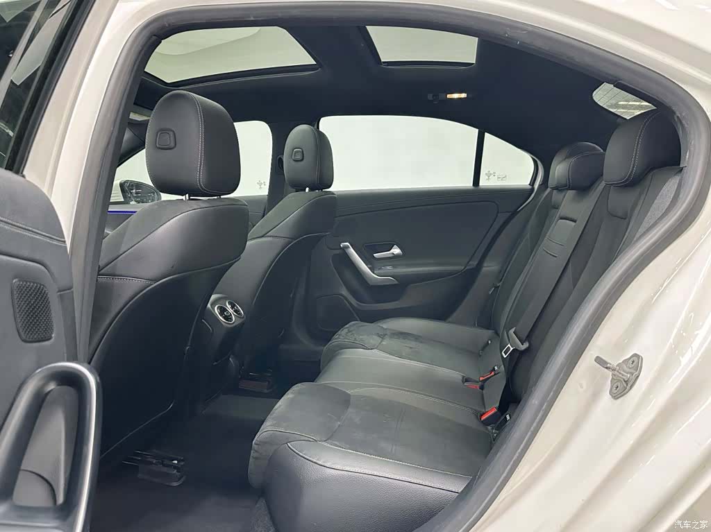 Mercedes-Benz A-Class, 2019 9