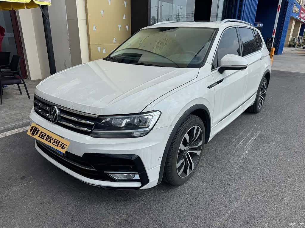 Volkswagen Tiguan L, 2021 1
