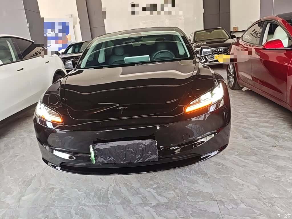 Tesla Model 3, 2024 3