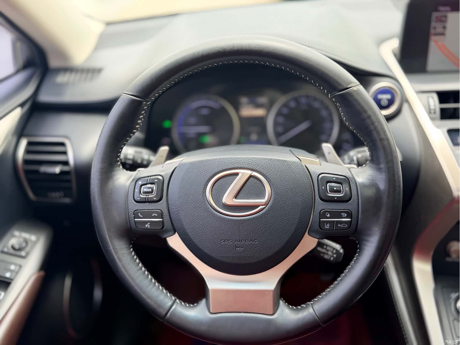 Lexus NX, 2017 14