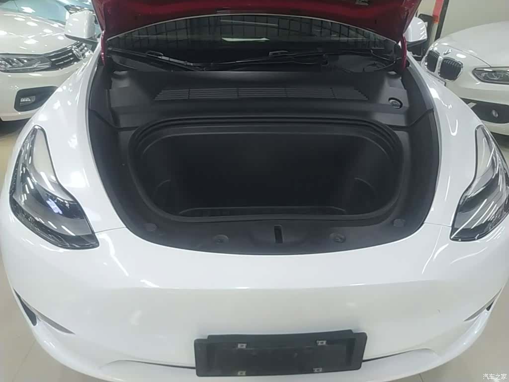 Tesla Model Y, 2021 20
