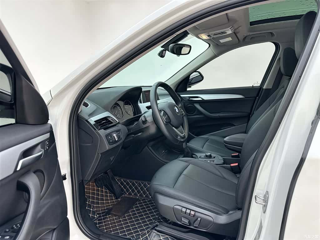 BMW X1, 2019 13
